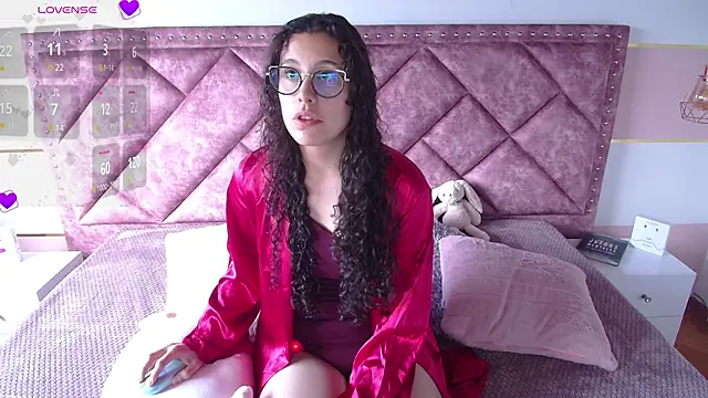 Charlotte  Miller online show from 03.03.25