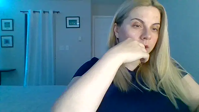 HappyIva online show from 11.10.25