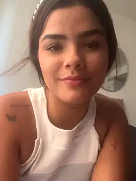 Samantha bigboobs online show from 12.15.25