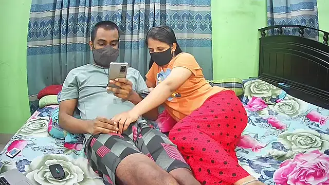 Snapshot of Hot_Nila chatting on 09.15.25 Hot Nila online show from 09.15.25