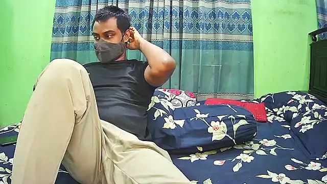 Snapshot of Hot_Nila chatting on 11.07.25 Hot Nila online show from 11.07.25