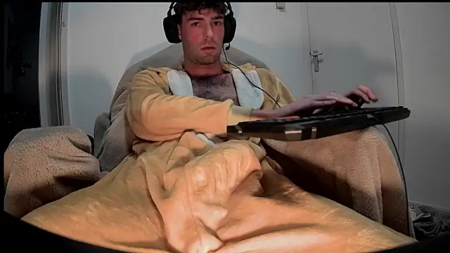 onesieboyx online show from 01.11.25