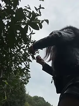 SSSniang- online show from 03.04.25