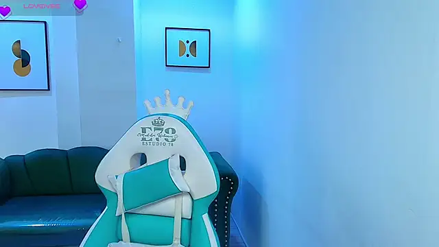 Arianna sweeet online show from 10.14.25