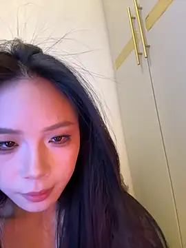 Snapshot of csck2025 chatting on 12.18.25 csck2025 online show from 12.18.25