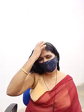 Lucky-Deepthi online show from 03.04.25