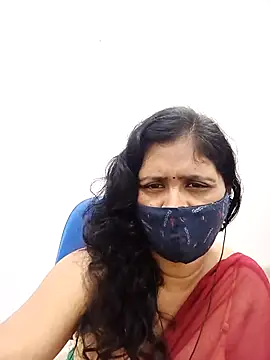 Lucky-Deepthi online show from 03.04.25