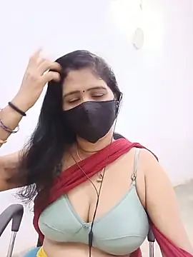 Snapshot of Lucky-Deepthi chatting on 05.28.26 Lucky-Deepthi online show from 05.28.26