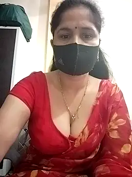 Snapshot of priyancyfun chatting on 04.17.26 priyancyfun online show from 04.17.26