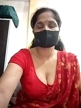 Snapshot of priyancyfun chatting on 04.18.26 priyancyfun online show from 04.18.26