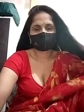 Snapshot of priyancyfun chatting on 04.18.26 priyancyfun online show from 04.18.26