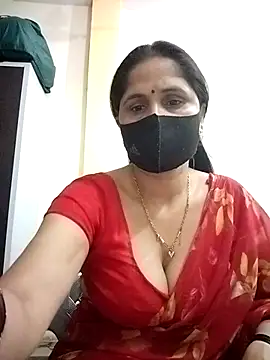 Snapshot of priyancyfun chatting on 04.29.26 priyancyfun online show from 04.29.26
