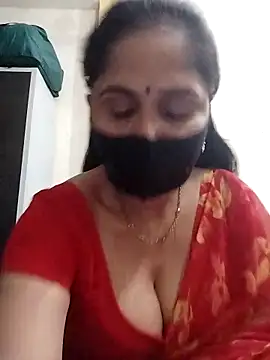 Snapshot of priyancyfun chatting on 05.01.26 priyancyfun online show from 05.01.26