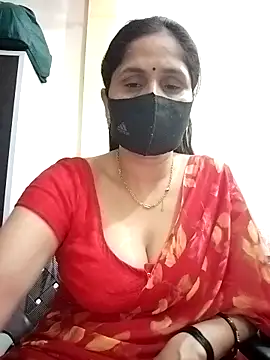 Snapshot of priyancyfun chatting on 05.10.26 priyancyfun online show from 05.10.26