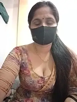 Snapshot of priyancyfun chatting on 05.17.26 priyancyfun online show from 05.17.26