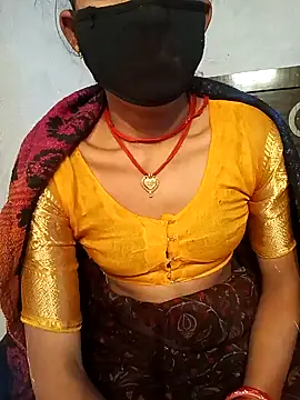 Snapshot of Amaya_Bajwa chatting on 01.29.25 Amaya Bajwa online show from 01.29.25