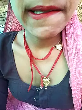 Snapshot of Amaya_Bajwa chatting on 02.09.25 Amaya Bajwa online show from 02.09.25