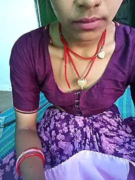 Snapshot of Amaya_Bajwa chatting on 02.27.25 Amaya Bajwa online show from 02.27.25