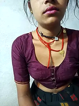 Snapshot of Amaya_Bajwa chatting on 03.11.25 Amaya Bajwa online show from 03.11.25