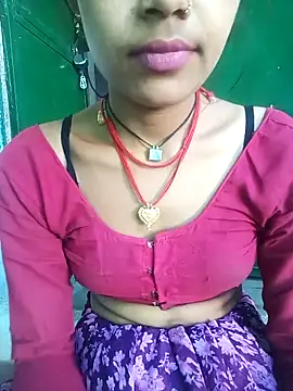 Snapshot of Amaya_Bajwa chatting on 03.12.25 Amaya Bajwa online show from 03.12.25