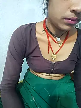 Snapshot of Amaya_Bajwa chatting on 03.13.25 Amaya Bajwa online show from 03.13.25