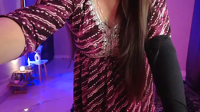 Mitikaa online show from 12.04.25