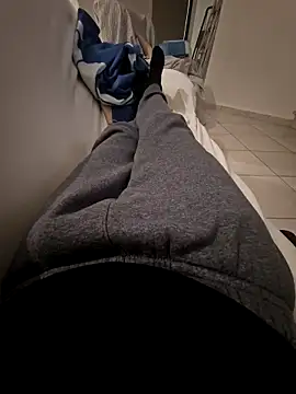 Snapshot of ziotony98 chatting on 11.09.25 ziotony98 online show from 11.09.25