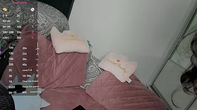 NNNoire online show from 10.04.25