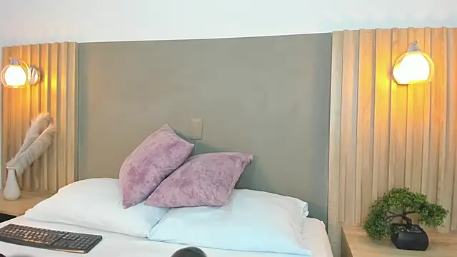 antonella cutie  online show from 03.12.25