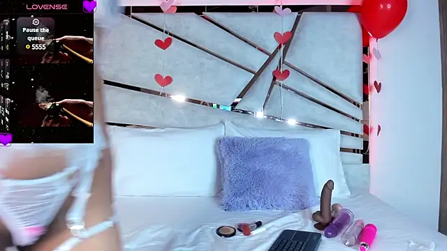 ssofijohnsonx online show from 02.15.25