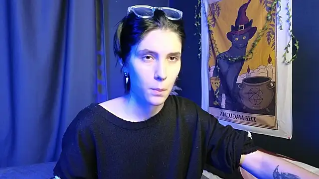 Snapshot of Hyeon_Jin chatting on 01.28.25 Hyeon Jin online show from 01.28.25