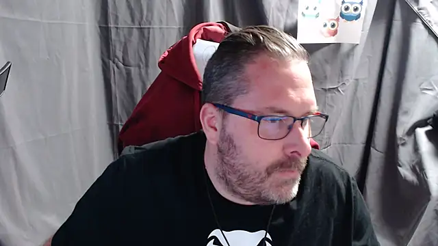 Snapshot of Streamlove77 chatting on 01.07.25 Streamlove77 online show from 01.07.25