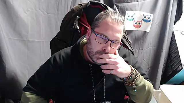 Snapshot of Streamlove77 chatting on 01.13.25 Streamlove77 online show from 01.13.25