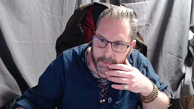 Snapshot of Streamlove77 chatting on 01.22.25 Streamlove77 online show from 01.22.25