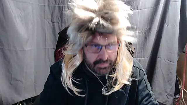 Snapshot of Streamlove77 chatting on 02.07.25 Streamlove77 online show from 02.07.25