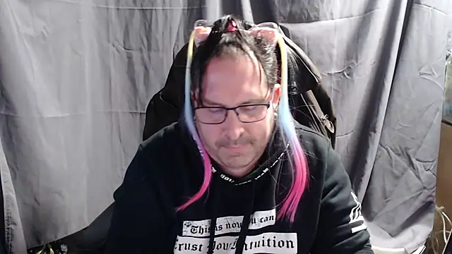 Snapshot of Streamlove77 chatting on 02.11.25 Streamlove77 online show from 02.11.25