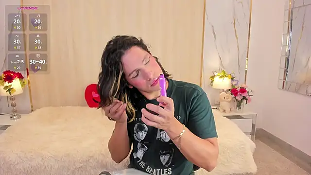 Snapshot of TylerBloom chatting on 03.29.26 TylerBloom online show from 03.29.26