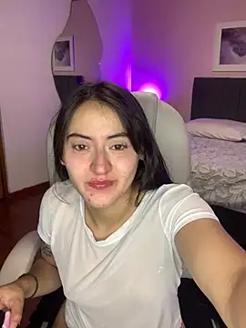 Camila pinkk online show from 03.05.25