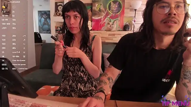 Snapshot of shamelesss_ chatting on 10.27.25 shamelesss online show from 10.27.25