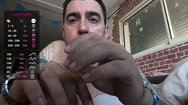 thefrenchkiss25 online show from 04.07.26