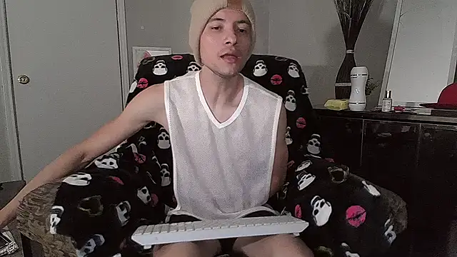 azzel19 online show from 01.28.25