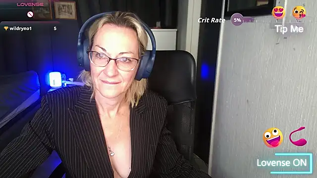 boeslaboes1 online show from 09.29.25