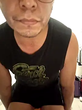 Snapshot of ricgove chatting on 01.06.25 ricgove online show from 01.06.25