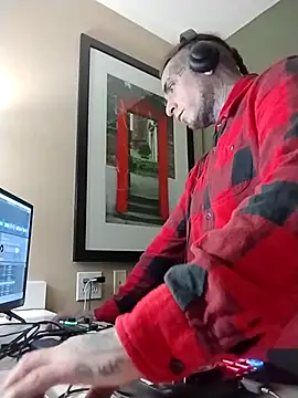 justthetip4209 online show from 03.12.25