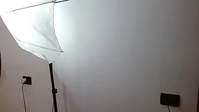 Snapshot of Charlot_Vega_ chatting on 03.09.25 Charlot Vega online show from 03.09.25