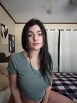 Snapshot of makemesmiley chatting on 01.24.25 makemesmiley online show from 01.24.25