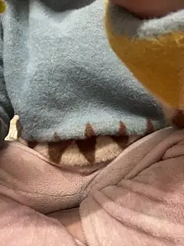 Snapshot of Red-Magic-25 chatting on 02.03.26 Red-Magic-25 online show from 02.03.26