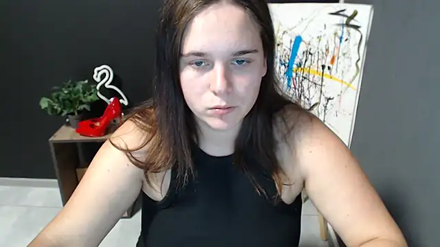 Snapshot of mini_girly chatting on 09.29.25 mini girly online show from 09.29.25