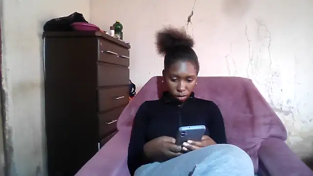 Hotdaily04 online show from 09.23.25