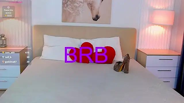 Emma plux online show from 03.02.25